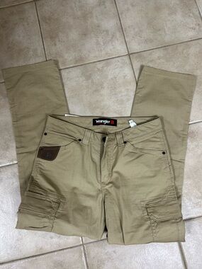 Wrangler Men's Khaki Cargo Pants with Utility Pockets